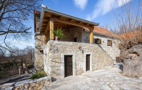 Amazing Home In Obrovac Sinjski With Wifi